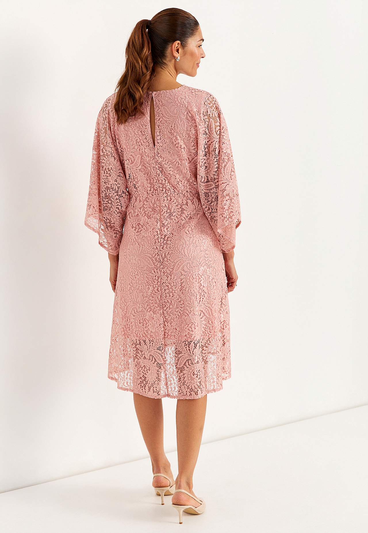 Myk, stretchy blondekjole