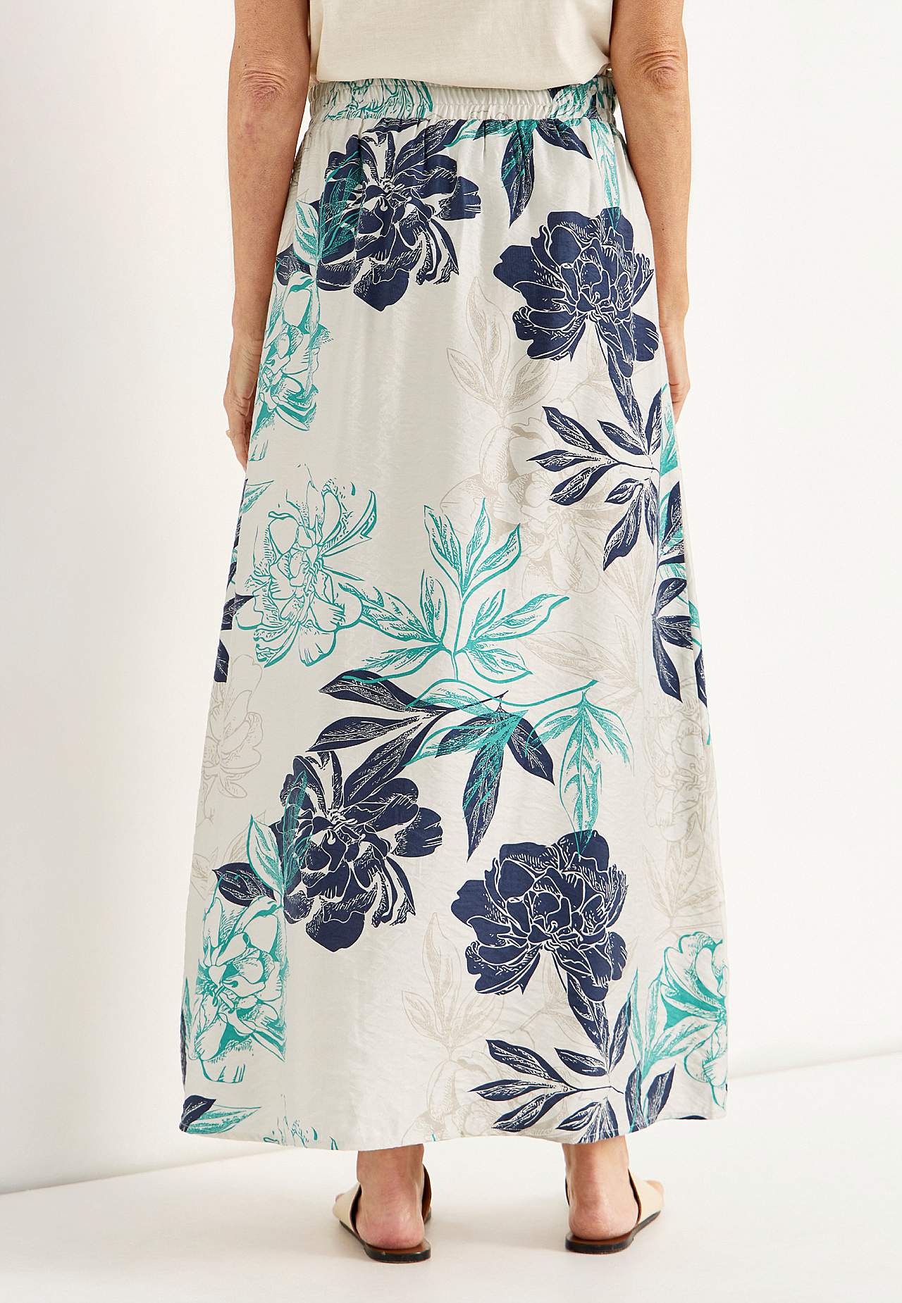 Blomstret skjørt med lommer