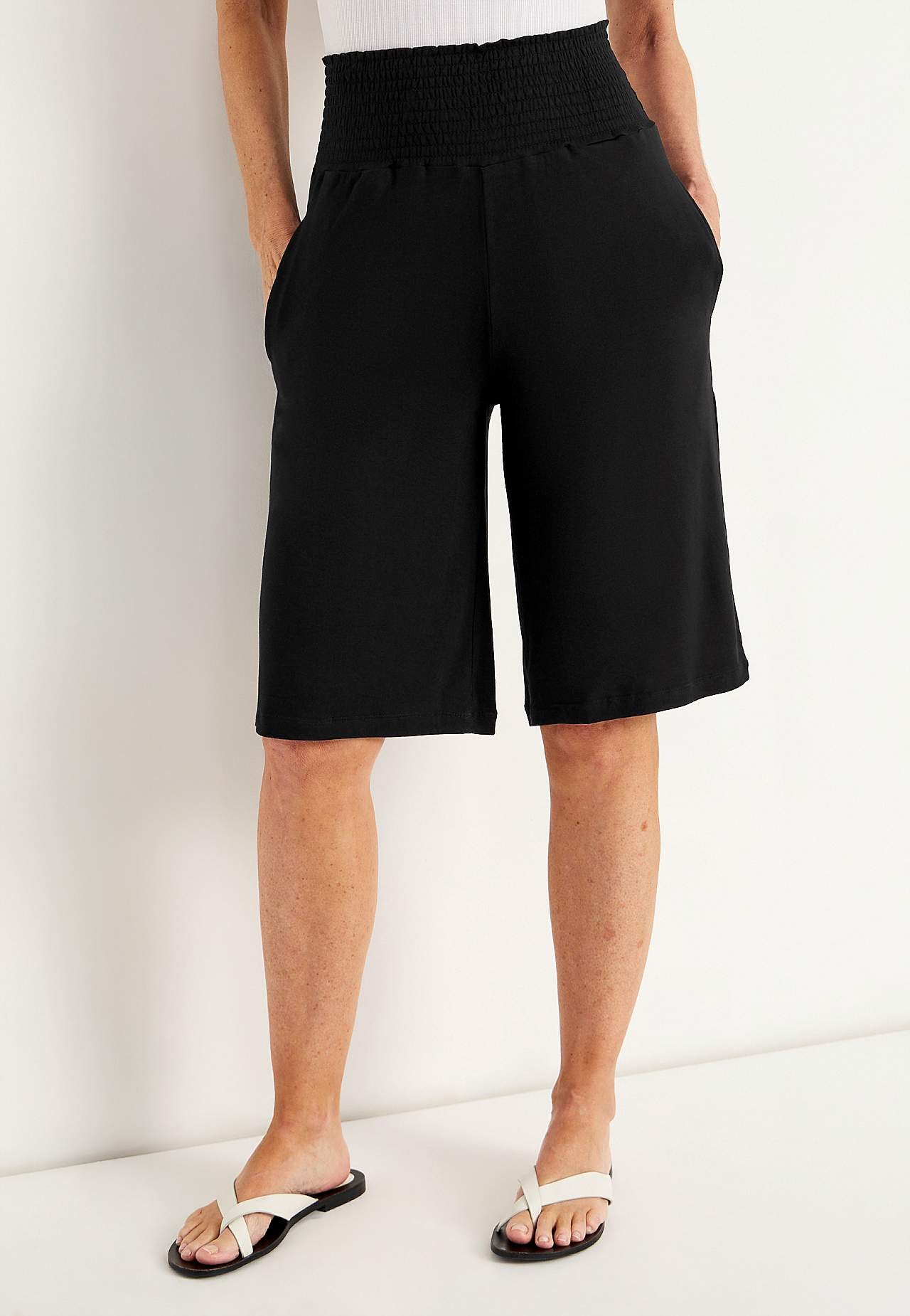 Knelang shorts med lommer