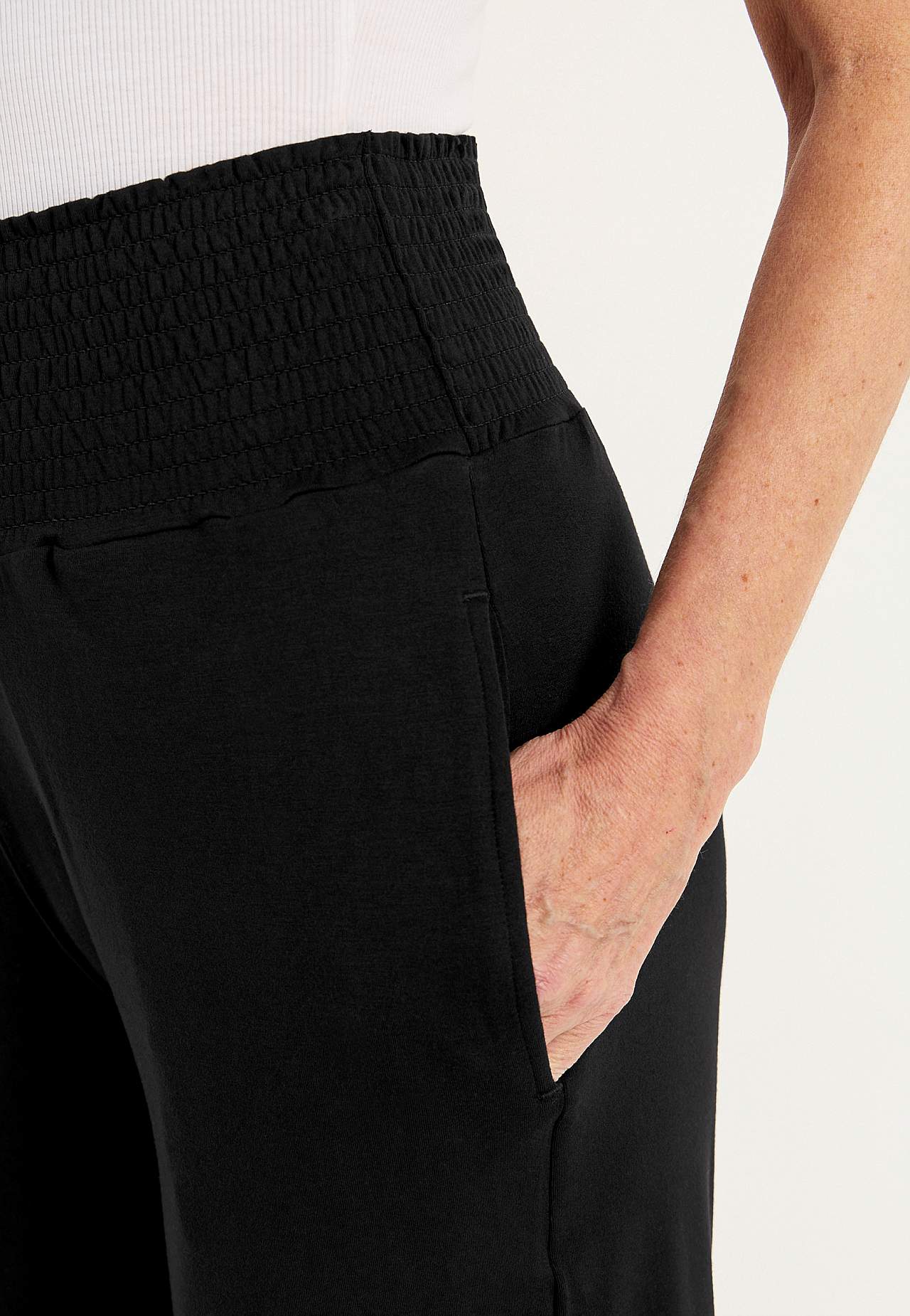 Knelang shorts med lommer