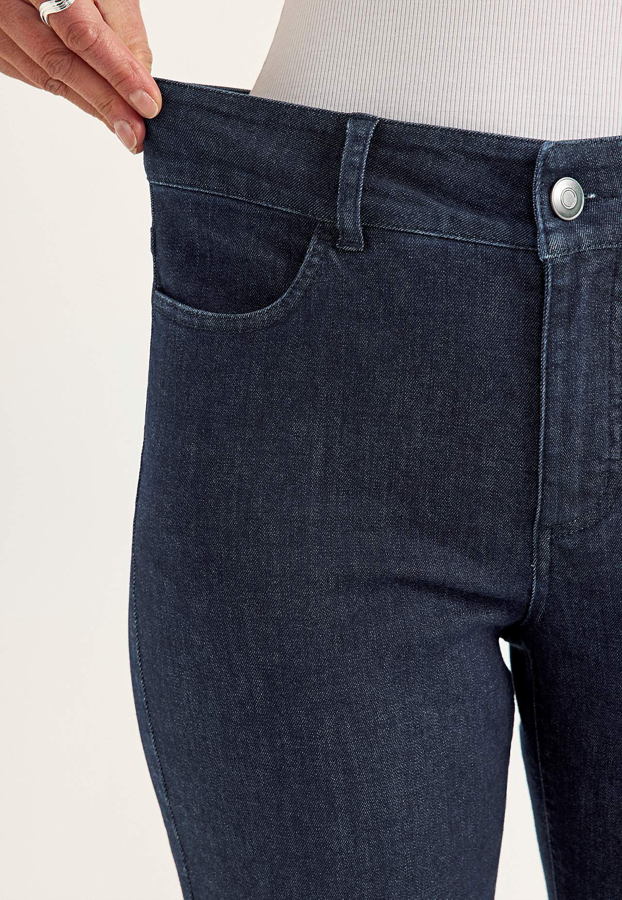 Rette jeans i superstretch denim - to lengder