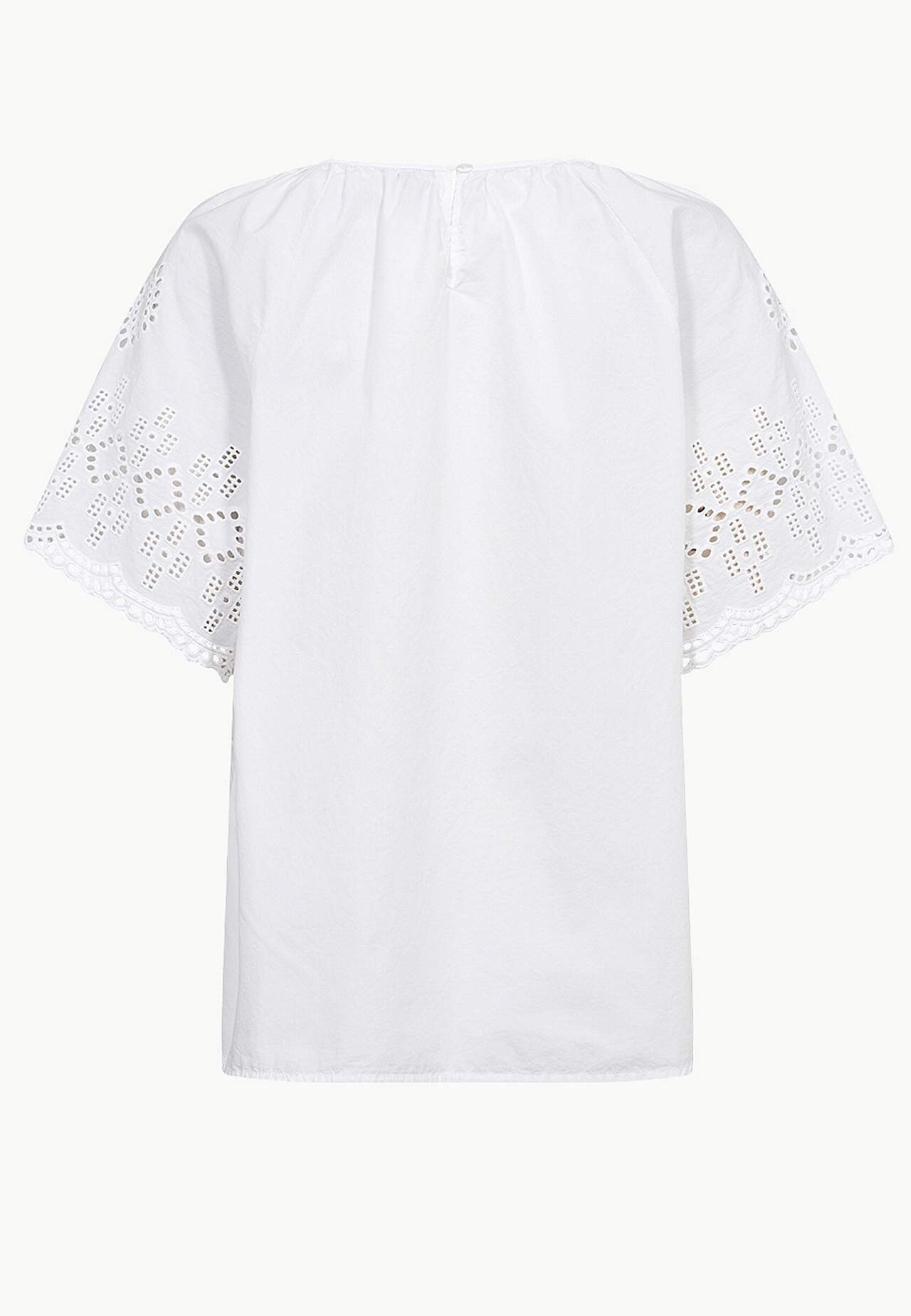 Bluse med hullbroderi
