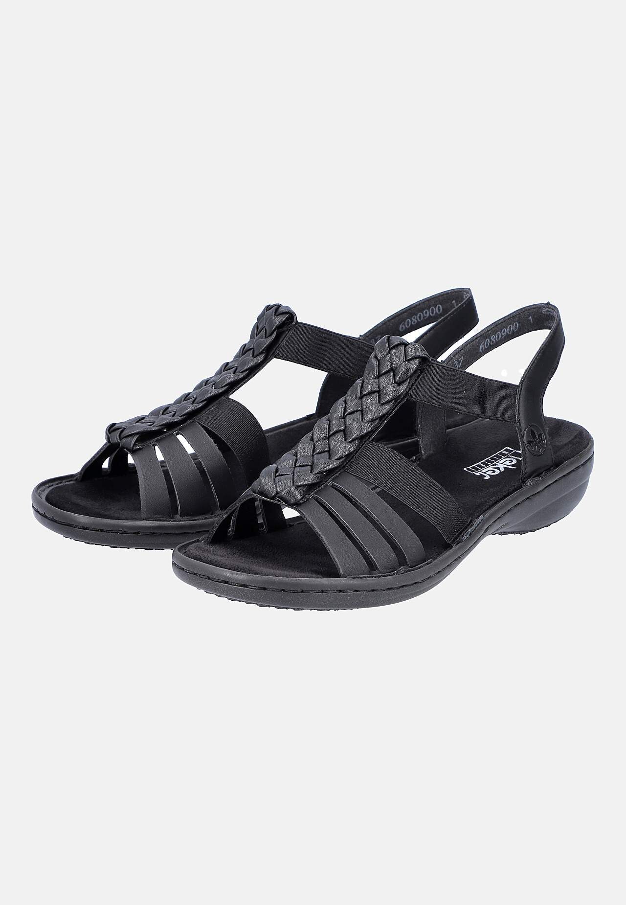 Sandaler med flettedetaljer