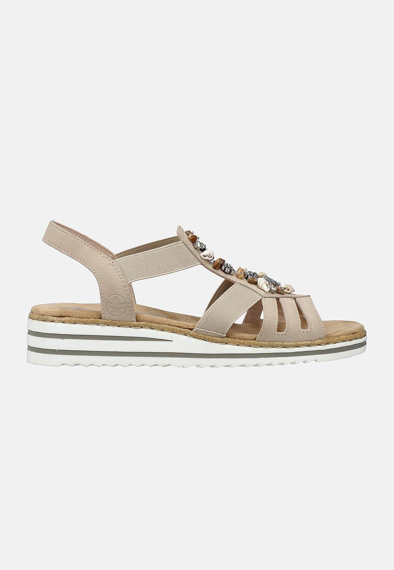 Sandaler med dekorative skjell og steiner