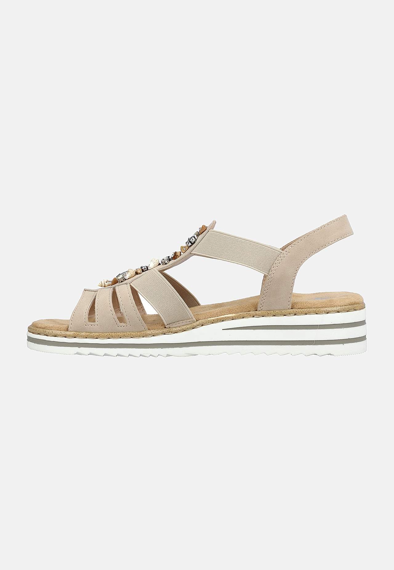 Sandaler med dekorative skjell og steiner