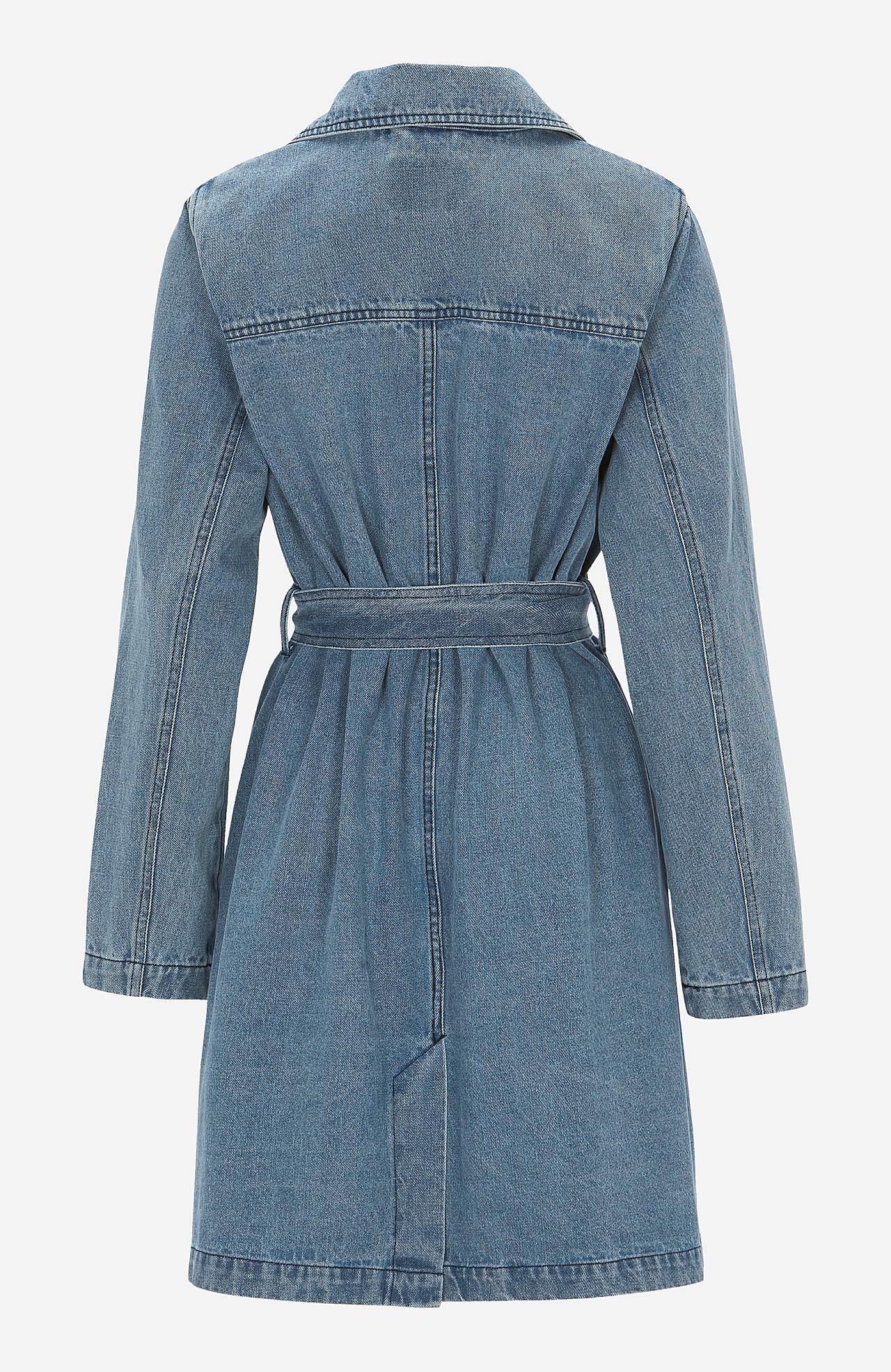 Kåpe i denim med knytebelte
