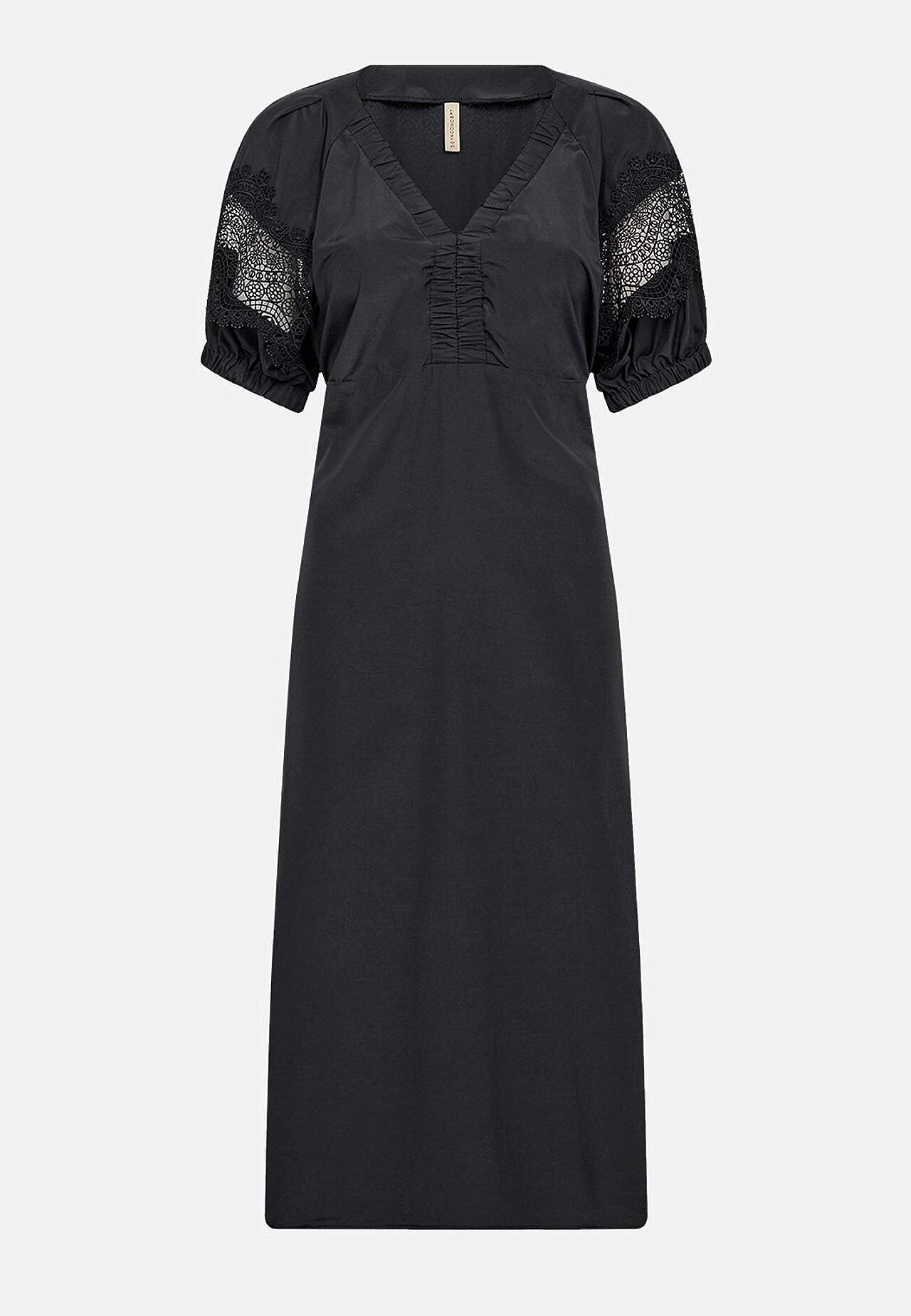 Kjole med broderidetalj på ermene