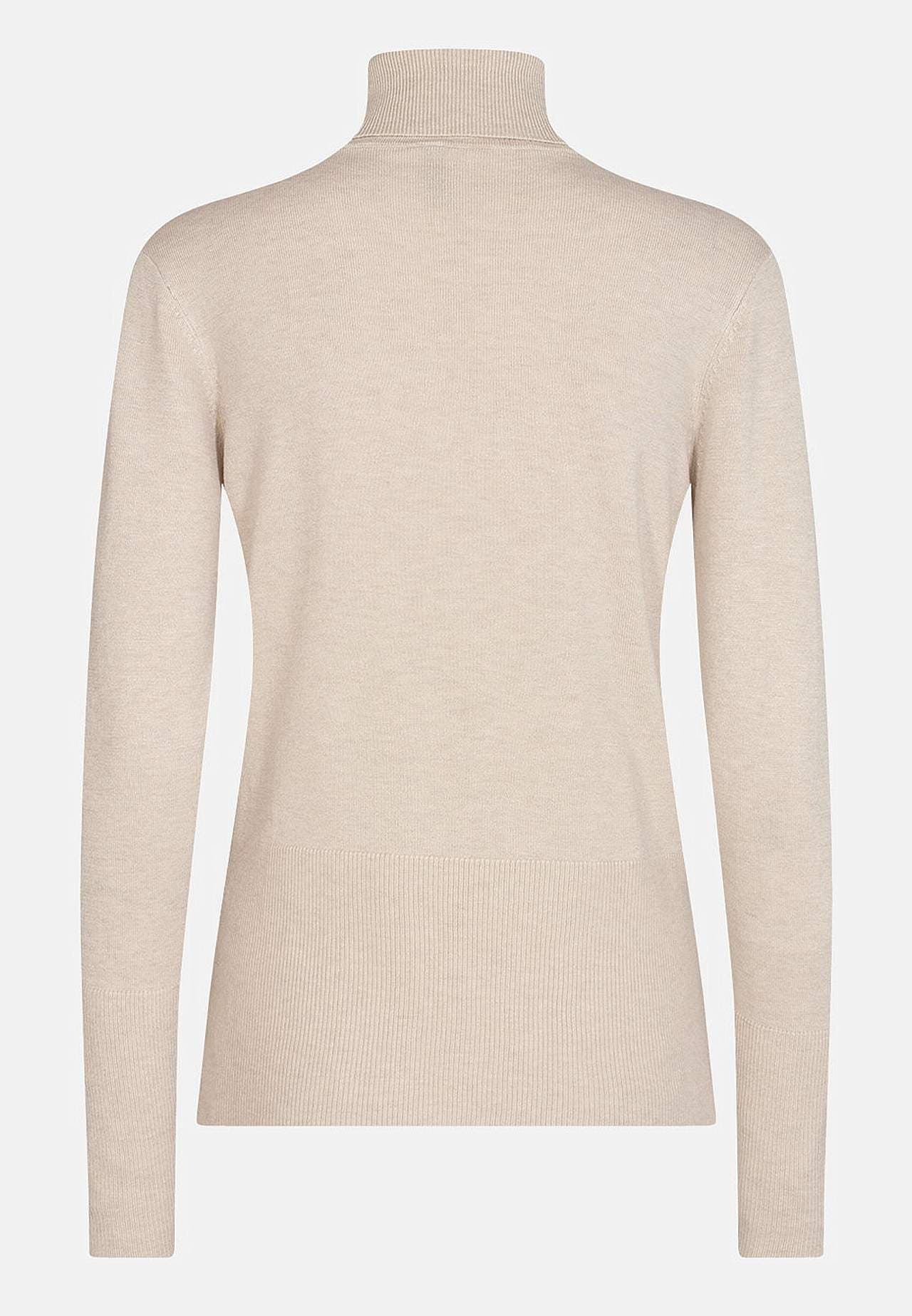 Finstrikket genser med høy pologenser