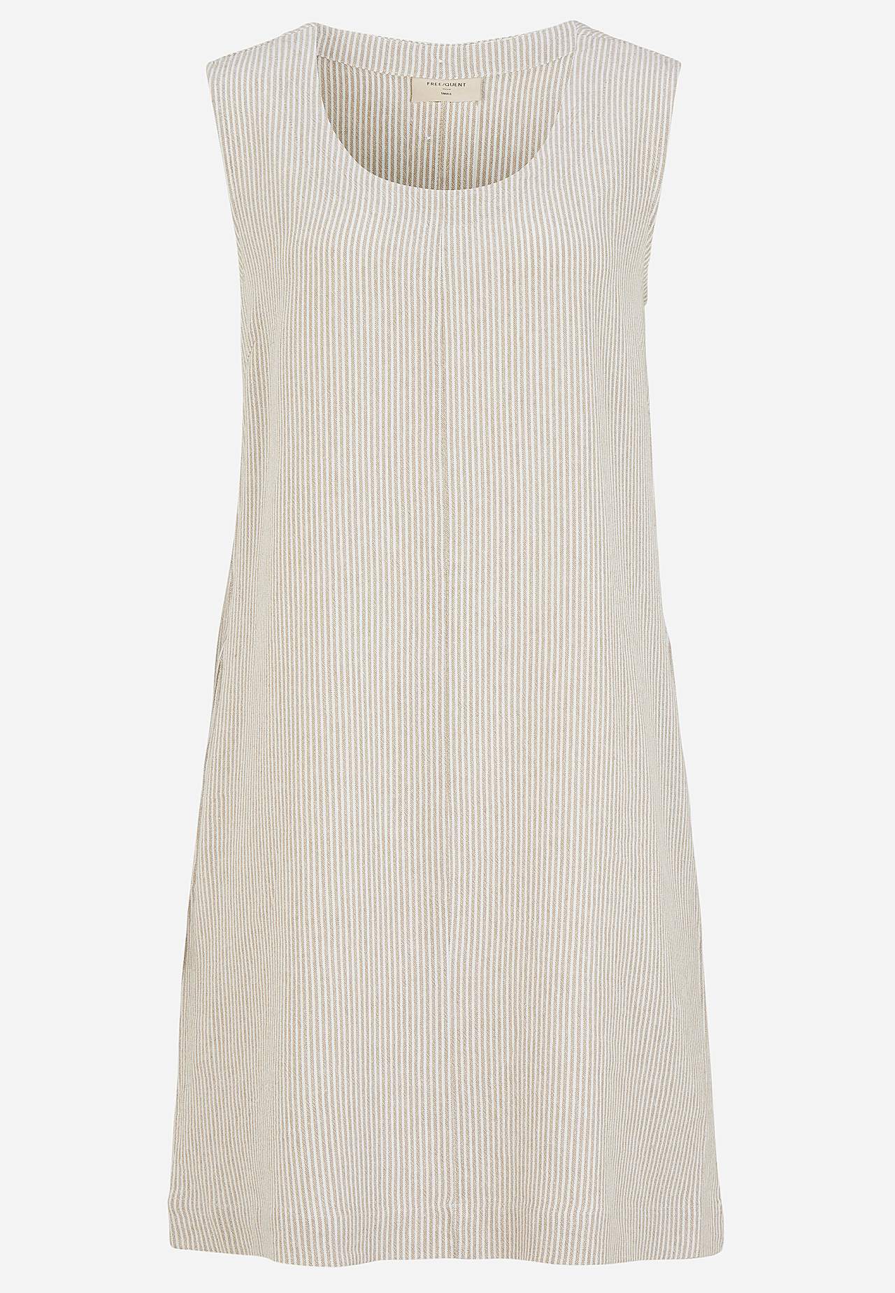 Kjole med garnfargede striper