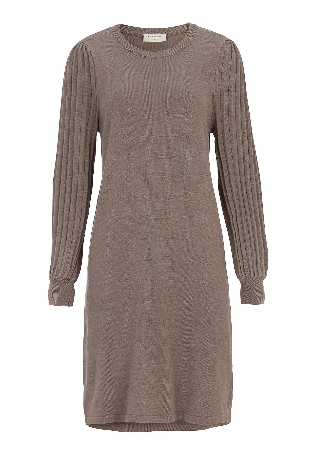 Finstrikket kjole med plisserte ermer