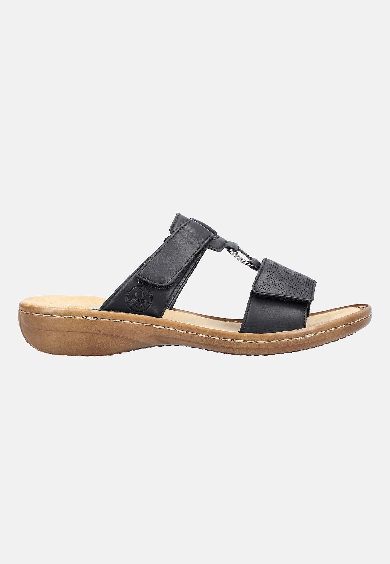 Skinnsandal med justerbare stropper og en slip on