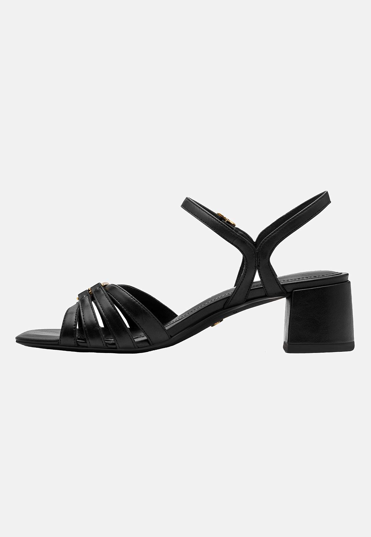 Skinnsandalette med metalldetaljer