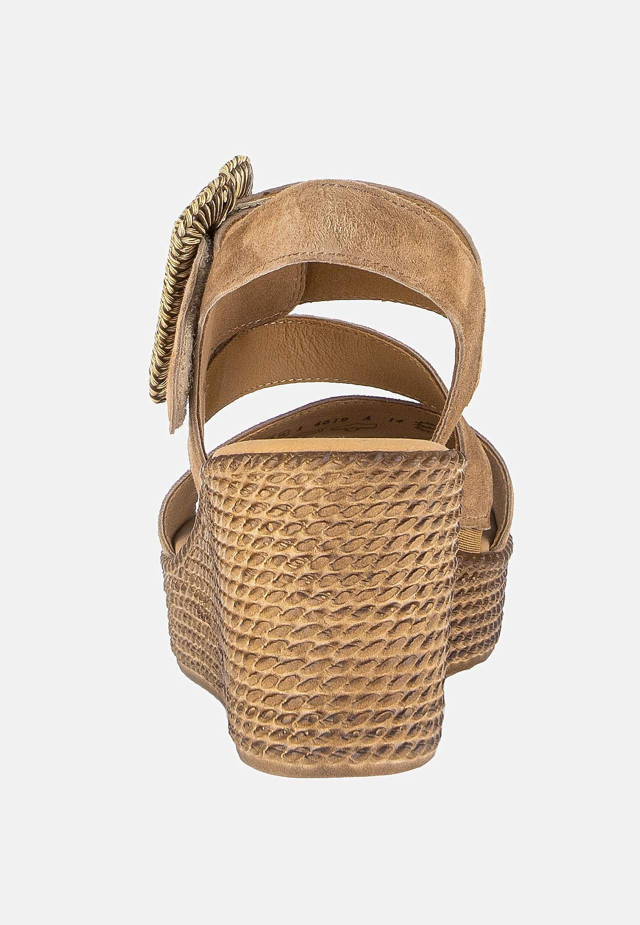 Sandal i semsket skinn med kilehæl